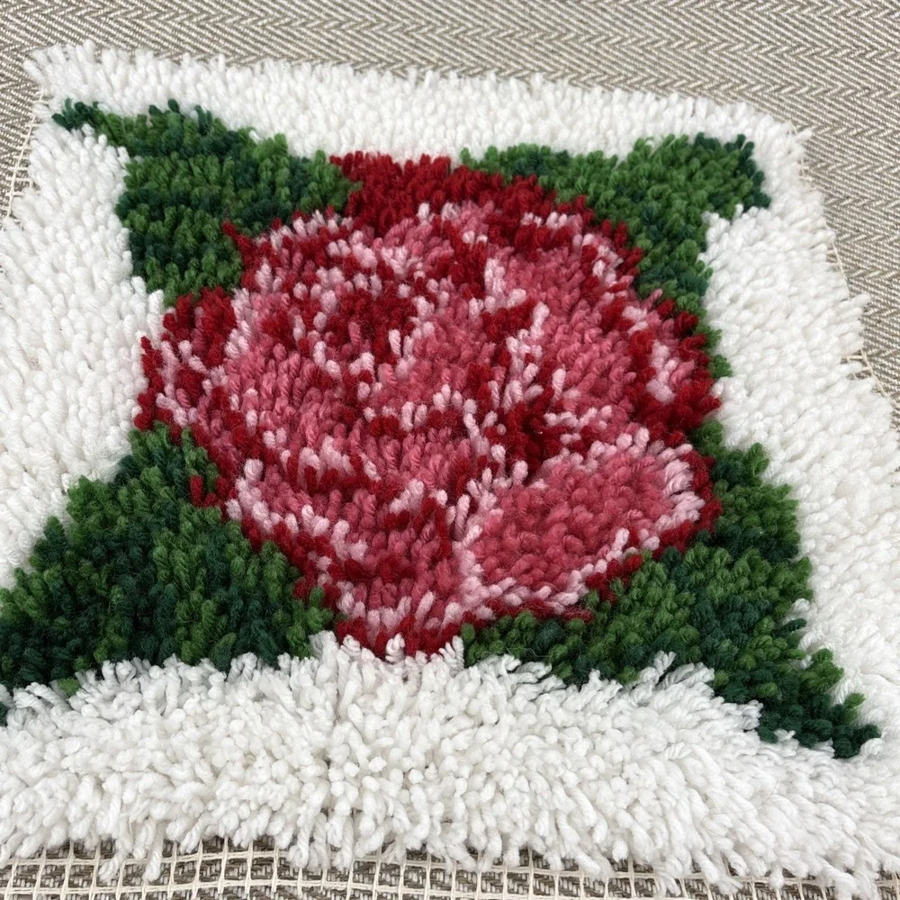 Vintage Finished Latch Hook Rose Flower Mid Century MCM 14 x 14 Pillow or Frame